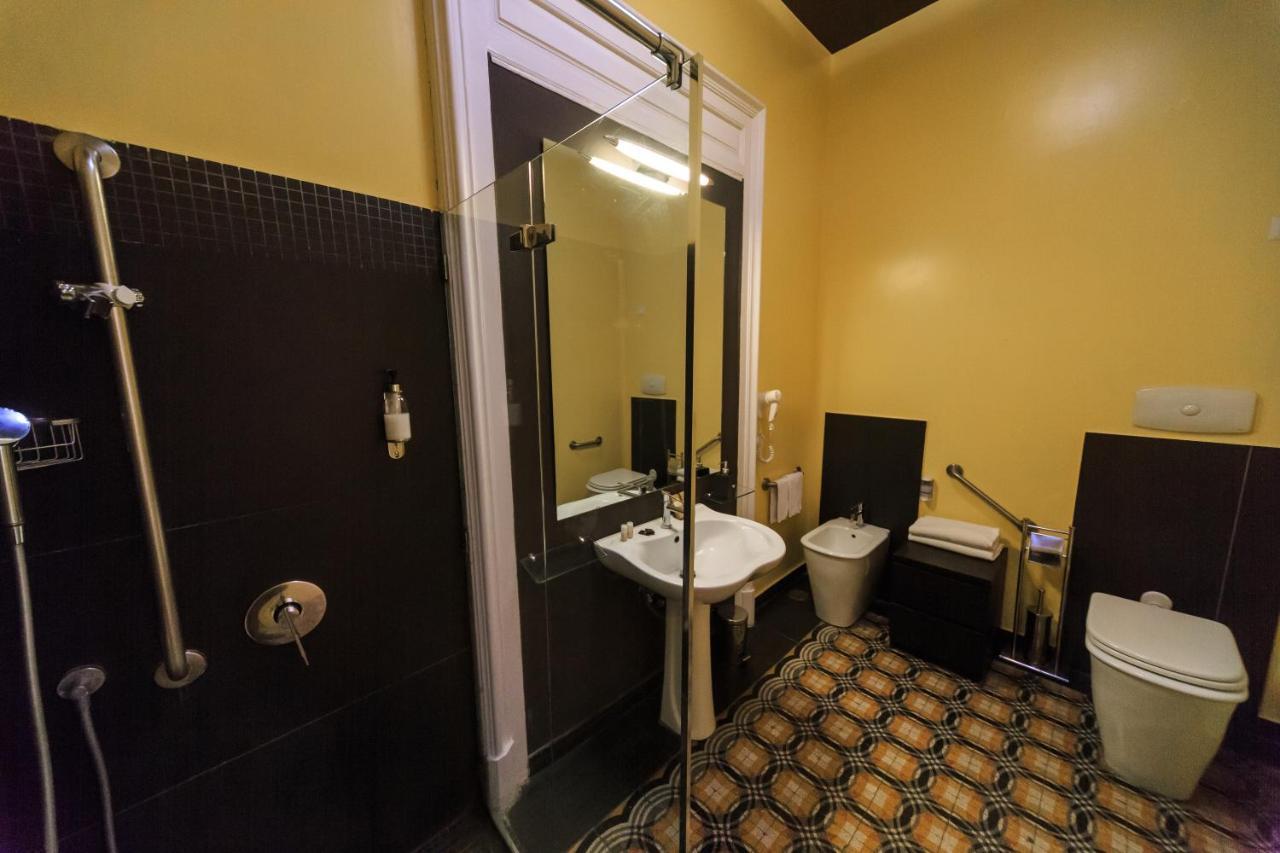 Spaccanapoli Comfort Suites Экстерьер фото