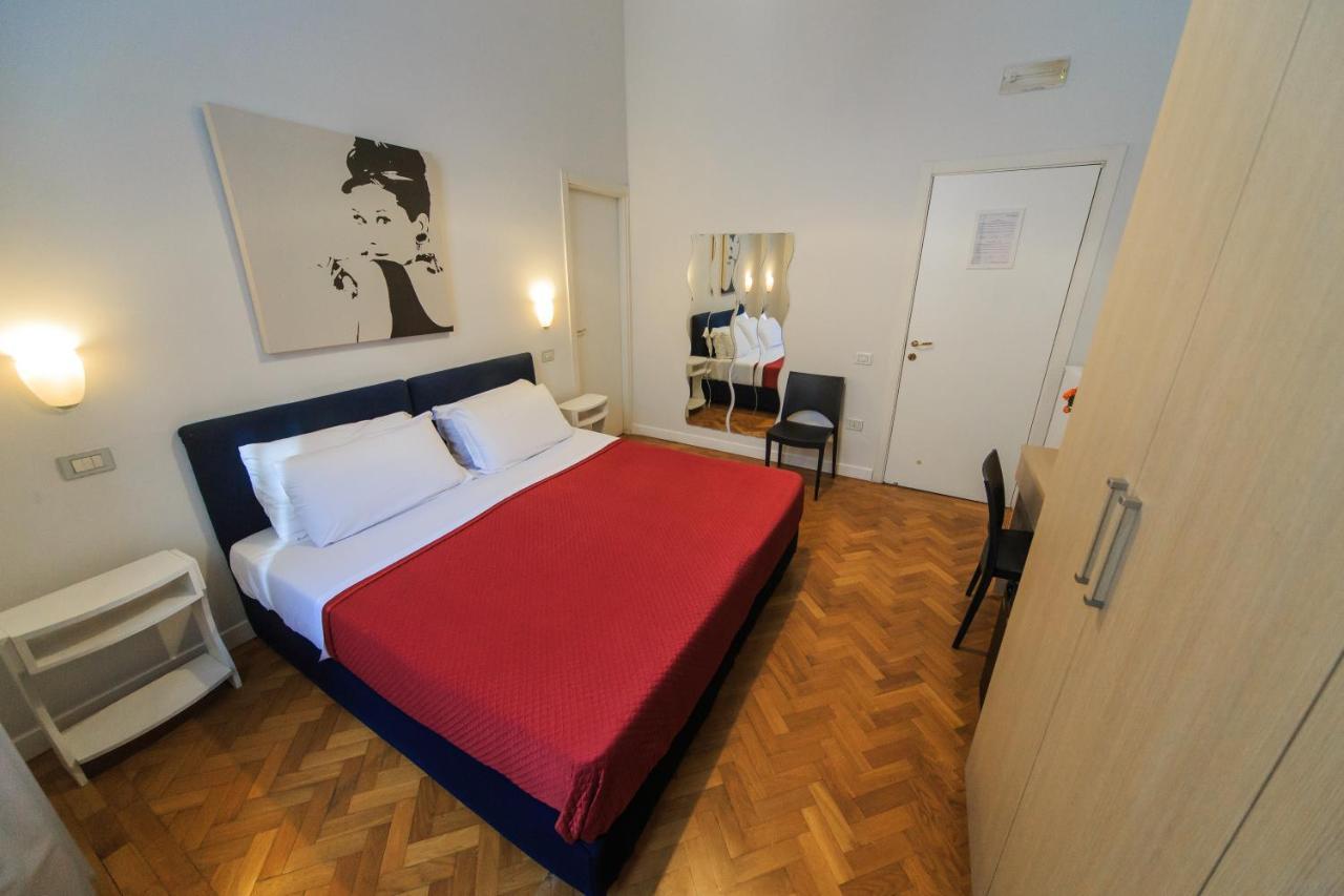 Spaccanapoli Comfort Suites Экстерьер фото