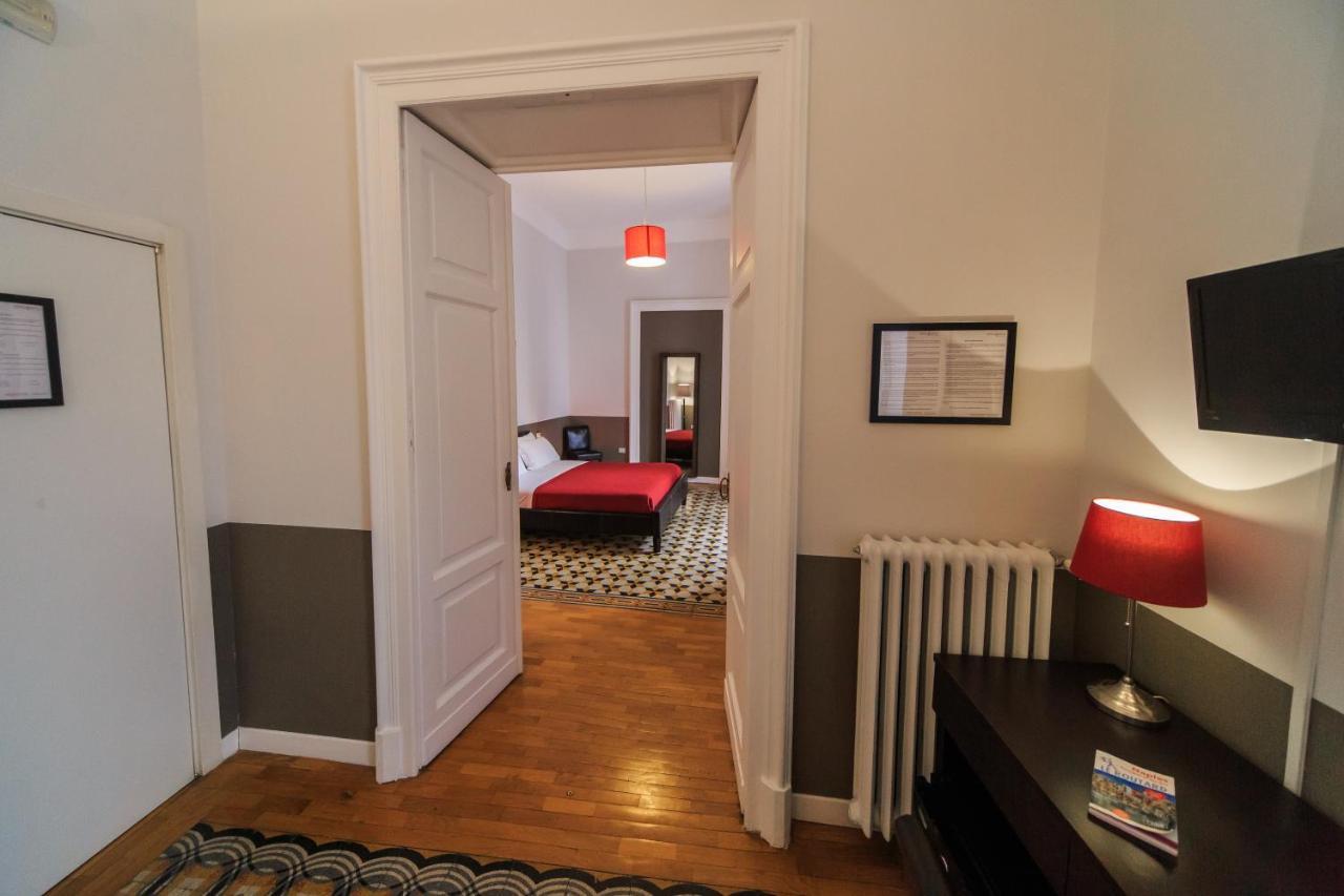 Spaccanapoli Comfort Suites Экстерьер фото