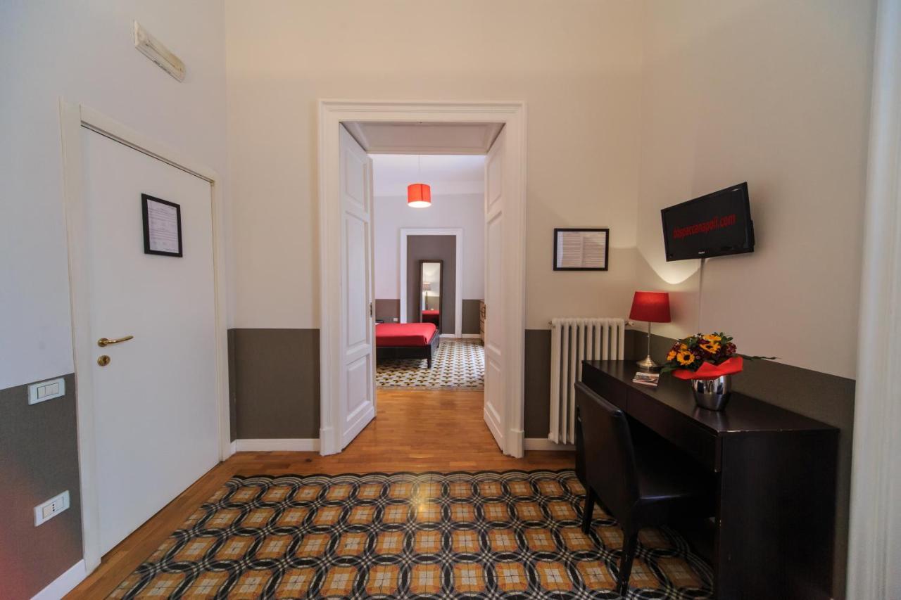 Spaccanapoli Comfort Suites Экстерьер фото