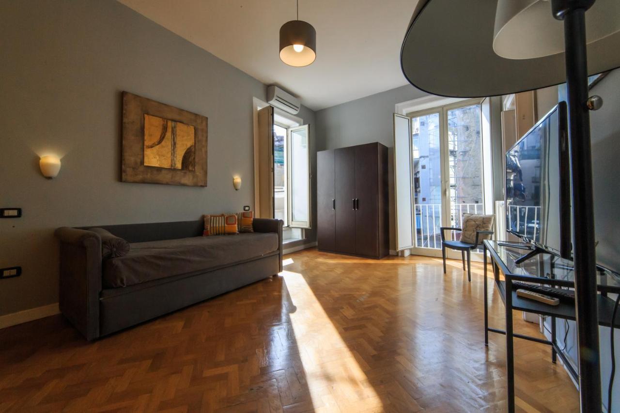 Spaccanapoli Comfort Suites Экстерьер фото