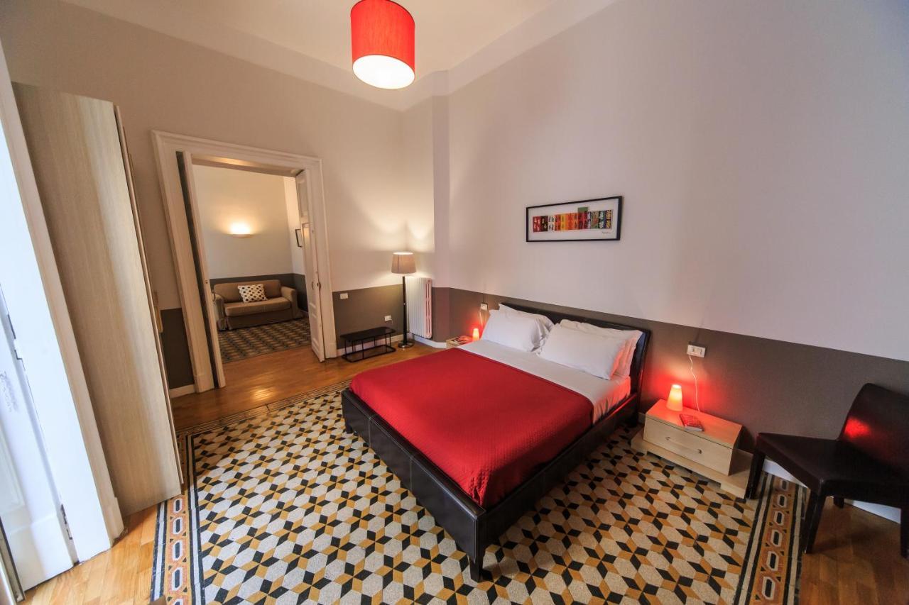 Spaccanapoli Comfort Suites Экстерьер фото